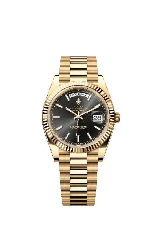 Rolex Day-Date 40 mm 228238 President Fluted Black Dial