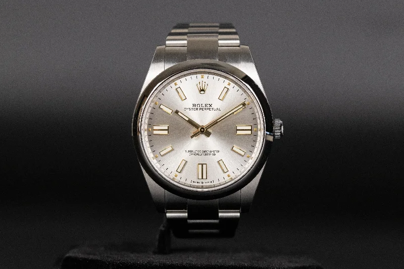 Rolex<br>124300 Oyster Perpetual 41mm Silver Dial